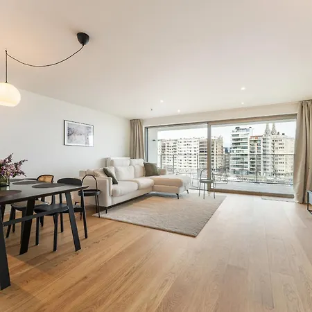 Sky Harbour-luxe Met Fenomenaal Uitzicht דירה אוסטנדה